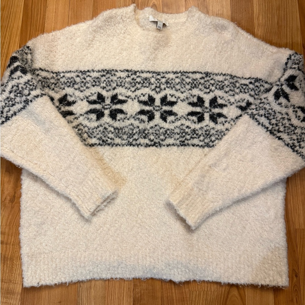 Cozy Cream and Black Patterned Sweater